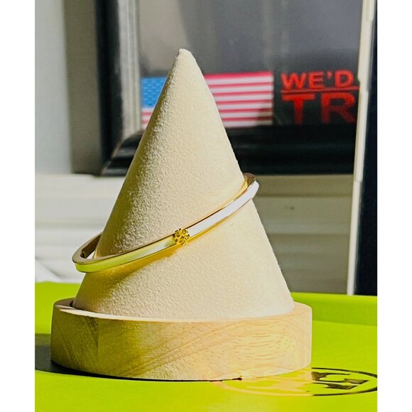 TORY BURCH WHITE AND GOLD KIRA ENAMEL BRACELET AND HOOP EARRING SET - Picture 9 of 15